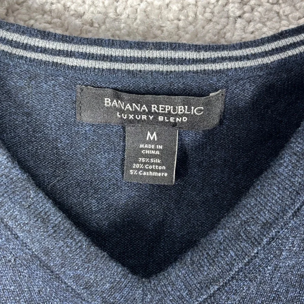 Banana Republic Mens V Neck Sweater Navy Blue Silk Cashmere‎ Blend Size M